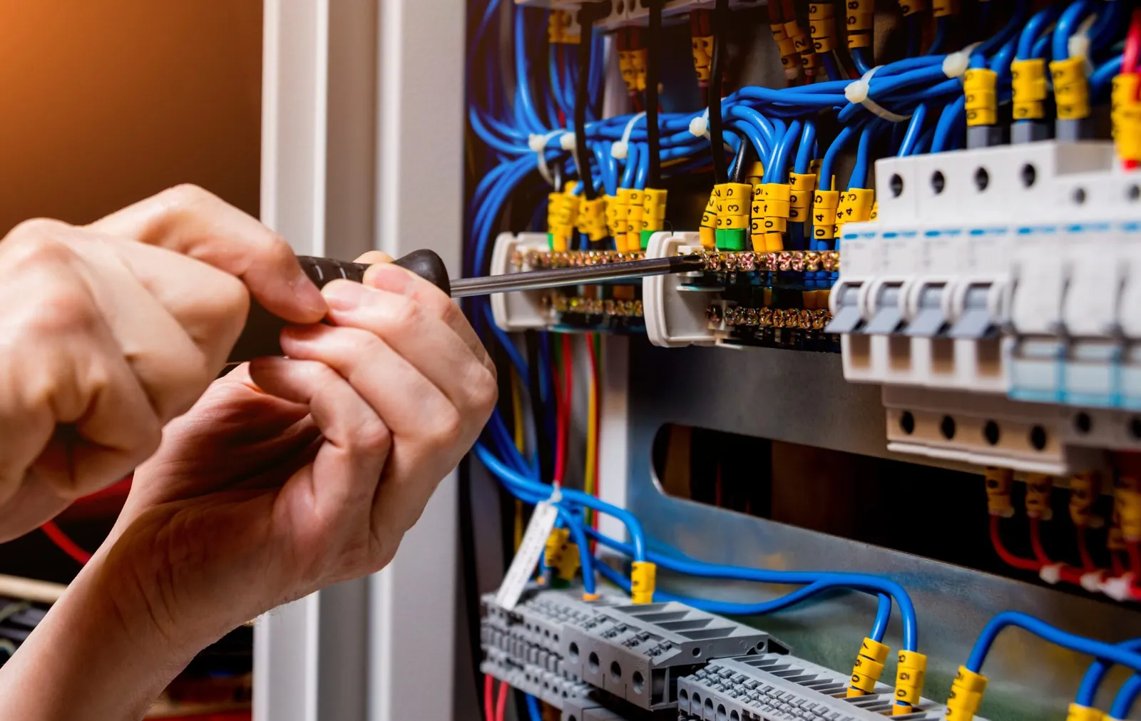 Elektrik Arıza Servisi — Turkuaz Elektrik uygulaması